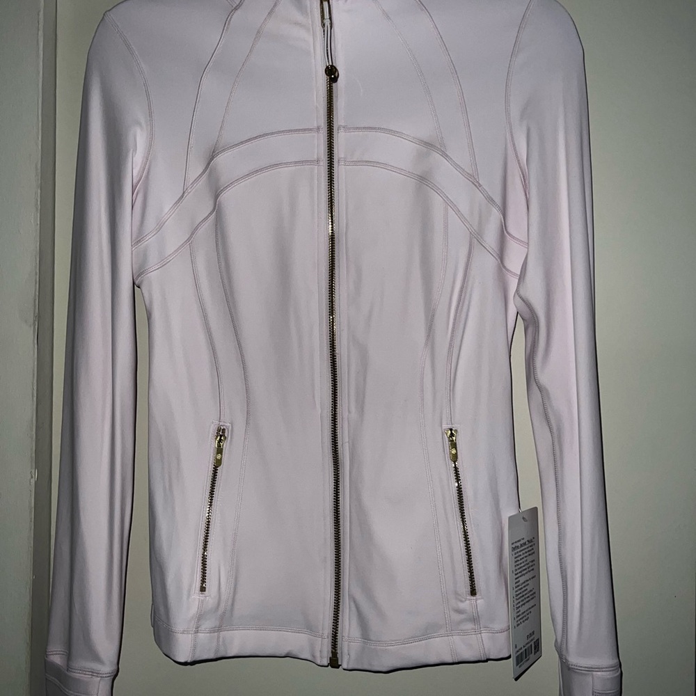 Lululemon Define Jacket
Nulu
